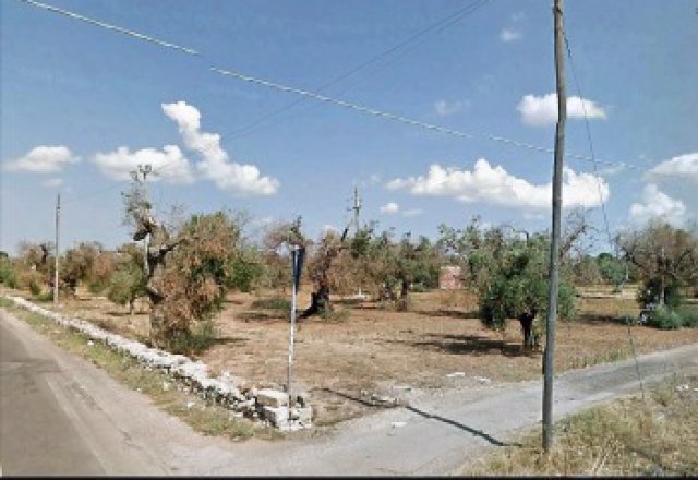  Land-building-in-sales-a-Gallipoli-on-road-main-Chiesanuova-Sannicola-a-few-km-by-Sea