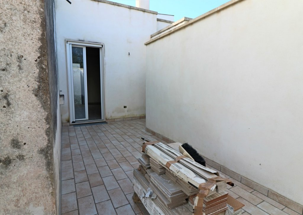 Detached house for sale  100 sqm, Melissano, locality historic center
