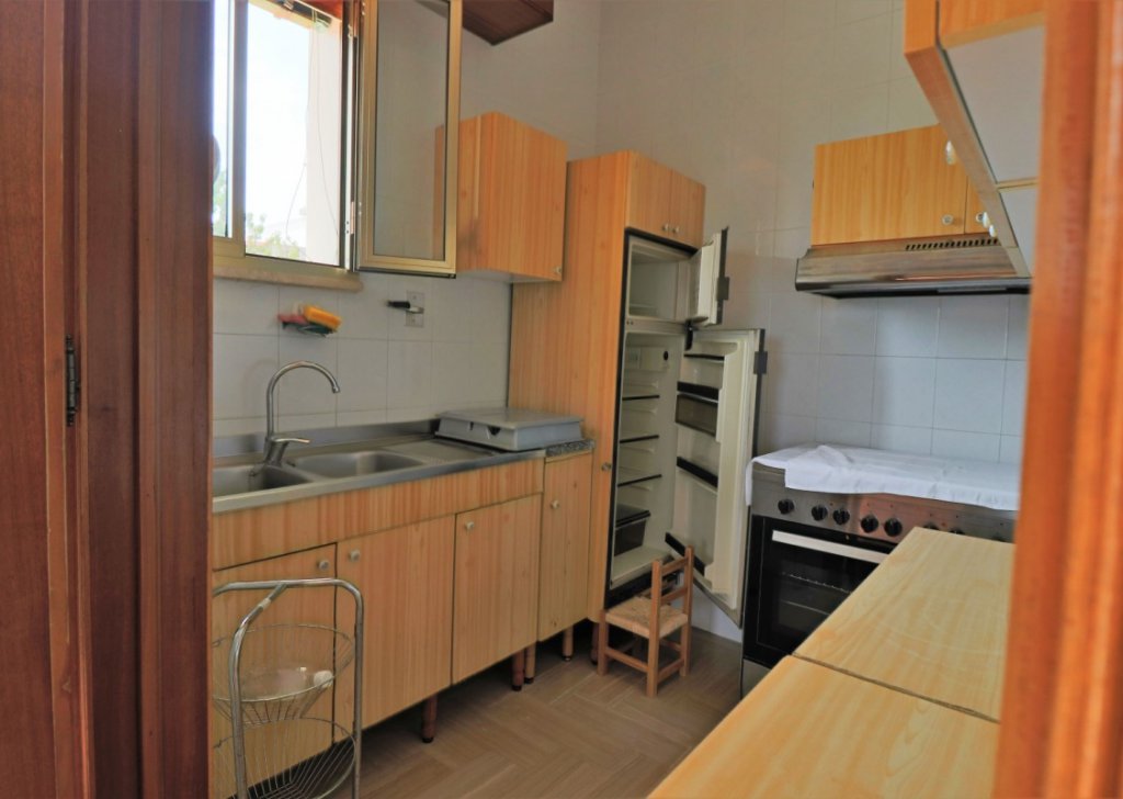 Chalet for sale  via dell'Isopo 1, Matino, locality Seed device