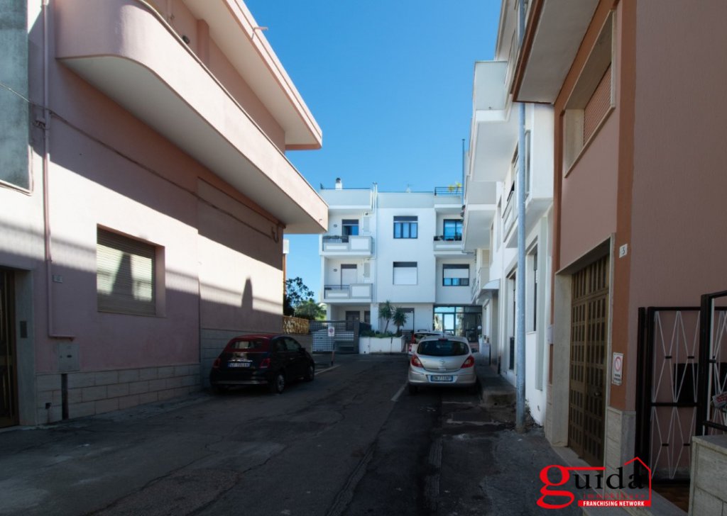 Appartamento in vendita  via Sicilia 1A, Casarano, località Centro