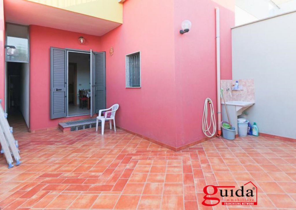 Detached house for sale  189 sqm, Collepasso, locality Suburbs