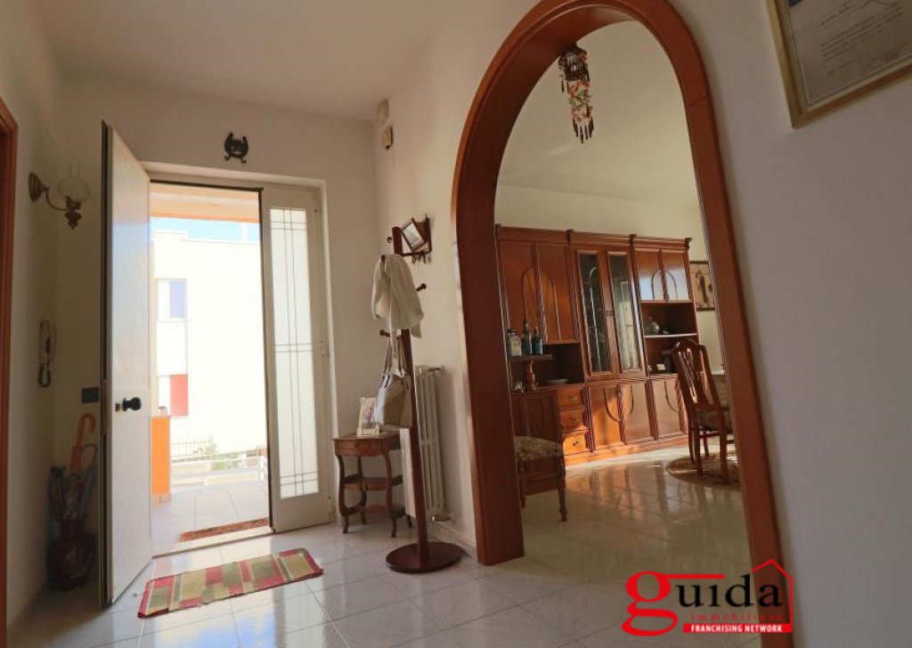 Detached house for sale  180 sqm, Casarano, locality Semi periphery